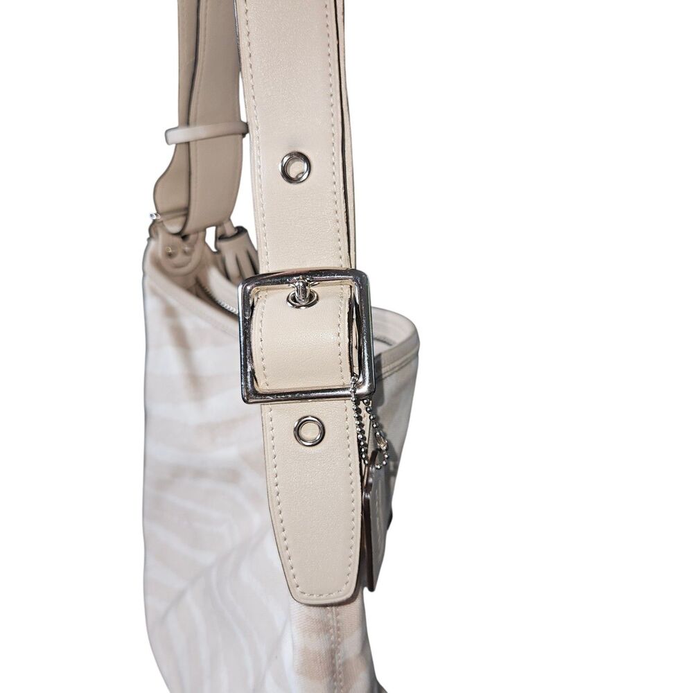 Vintage Coach Legacy Shoulder Bag Beige Canvas Zebra Pattern Leather Trim 23410 - Picture 3 of 14